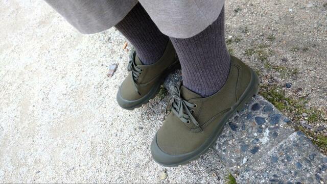 【無印良品 柔らかい中敷を使用した撥水タンクソールシューズ】アウトドアからタウンユースまで幅広く活躍してくれる一足です