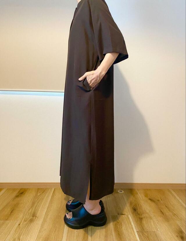 【無印良品　なめらか　五分袖ワンピース】両サイドにはポケット付き。スマホも入ります