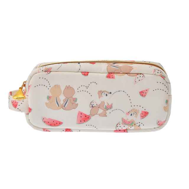 ペンケース 1,600円