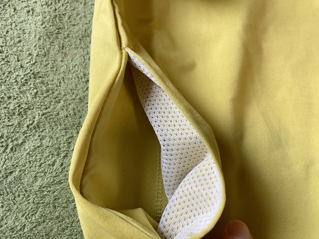 【ワークマン パフスリーブTキッズ】なんと便利なサイドポケット付き。開け口が大きく底も深いです