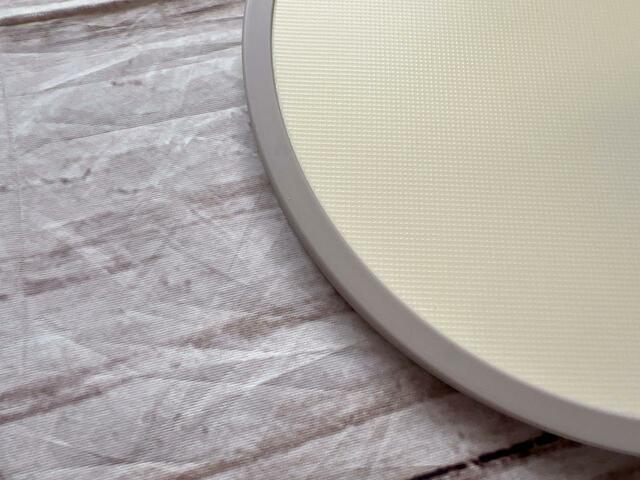 クリームイエローとグレージュの色合わせがかわいいです！