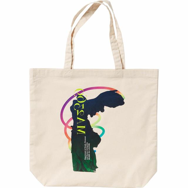 The Winged Victory of Samothrace / Hellenistic Art (C. 190 BC), Island of Samothrace (northern Aegean) © Musée du Louvre, Dist. RMN-Grand Palais / Philippe Fuzeau © PETER SAVILLE