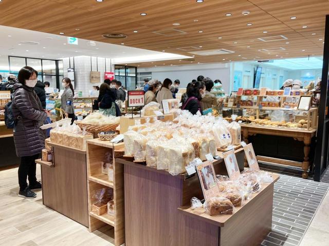 ベーカリースクエアの入口