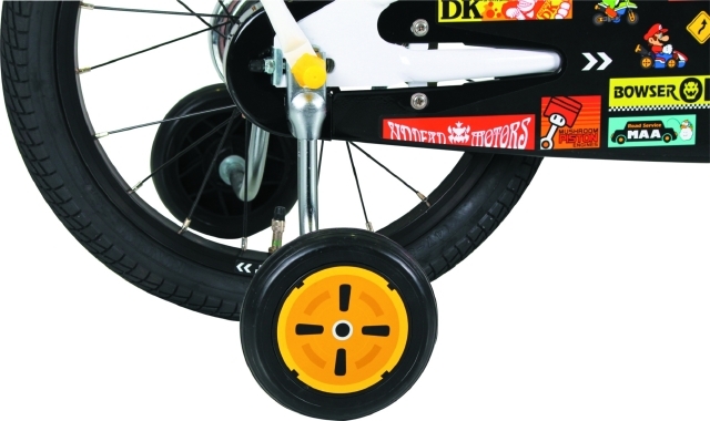 カートのタイヤをイメージした補助輪