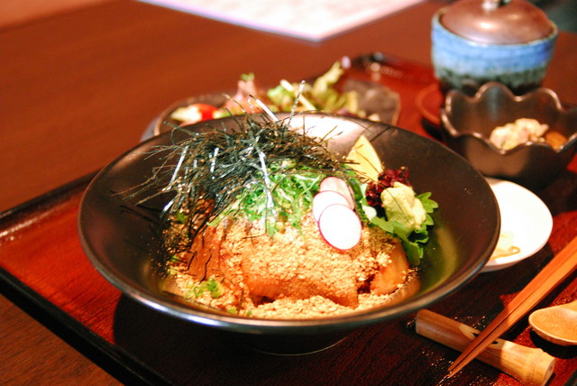 りゅうきゅう丼ぶり膳800円