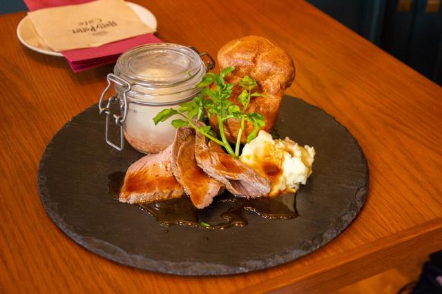 ドラゴンの吐息 ローストビーフ 2,420円