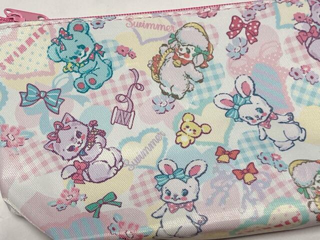 ギンガムチェックやドットのハート、お花やリボン…かわいいモチーフが散りばめられています！