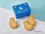 「ムーミン ダイカットクッキー缶」<価格:1,728円(税込)>【ギフトにおすすめ♪ムーミン型クッキーが入った「ムーミンクッキー缶」やホリデーシーズン限定の「アドベントカレンダー」など、Cake.jpにて販売中!】