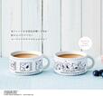 【75周年記念デザイン スヌーピー 磁器のマグカップ 豪華2個セット】青が映える、高級感ある磁器製マグ♪