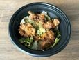 『ガスト』の「唐揚げてりタル丼」（テイクアウト）税込500円