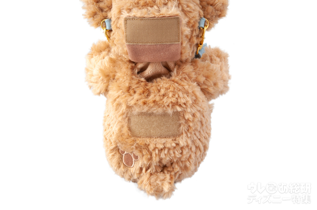 ポシェット 3,400円|【からだの長さ】約31cm|東京ディズニーシー「ダッフィーのハートウォーミング・デイズ」2018|【販売店舗】マクダックス・デパートメントストア