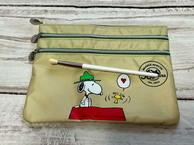 メイクブラシも楽々入るサイズ感