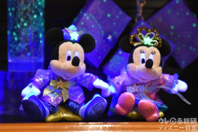 「ディズニー七夕デイズ」ぬいぐるみバッジ各1,800円