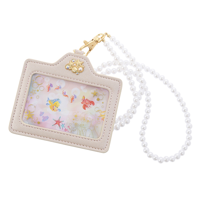 定期入れ・パスケース 1,620円