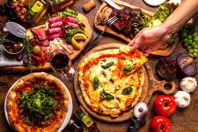 PIZZA& WINE WINEHALL GLAMOUR SHINJUKU（ピザ＆ワイン ワインホールグラマー しんじゅく）