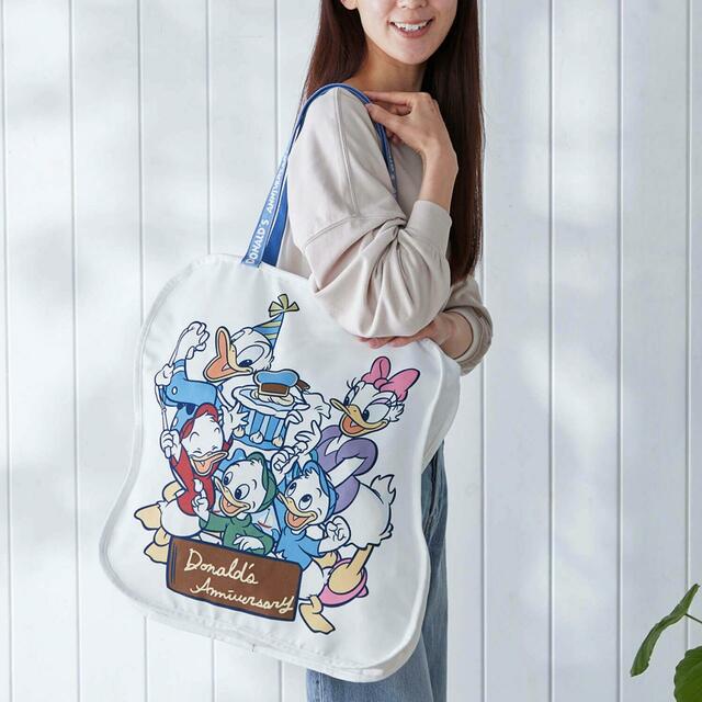 【90周年記念グッズ第2弾】 プリントビッグトートバッグ「ドナルドダック」｜￥3,990 （税込）