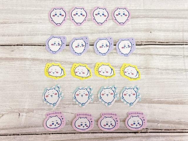 【ちいかわ×DAISO限定デザイン】「フレークシール ちいかわ」1点につき5種類×4枚入りで、合計20枚と内容量もたっぷり！