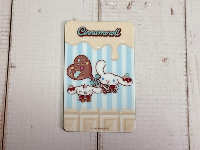 シナモロールのカードミラーをゲット。チョコレートモチーフのデザインがかわいすぎる〜!