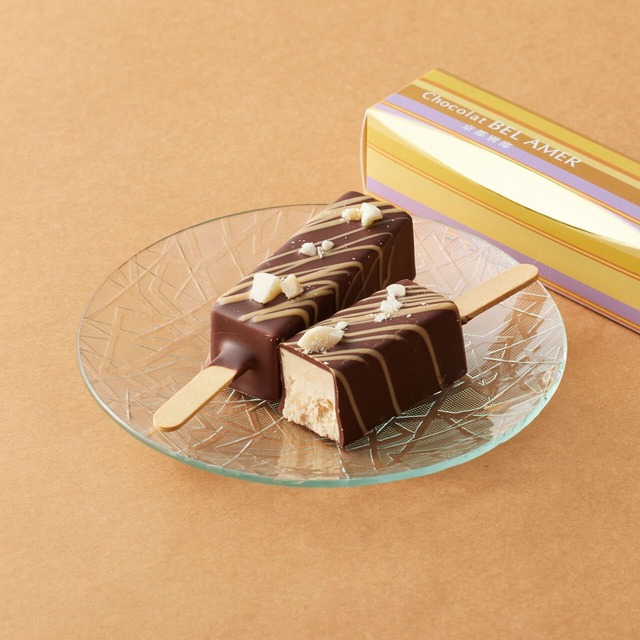 【ベルアメール 京都別邸 スティックショコラ各¥594】マカダミアチーズ