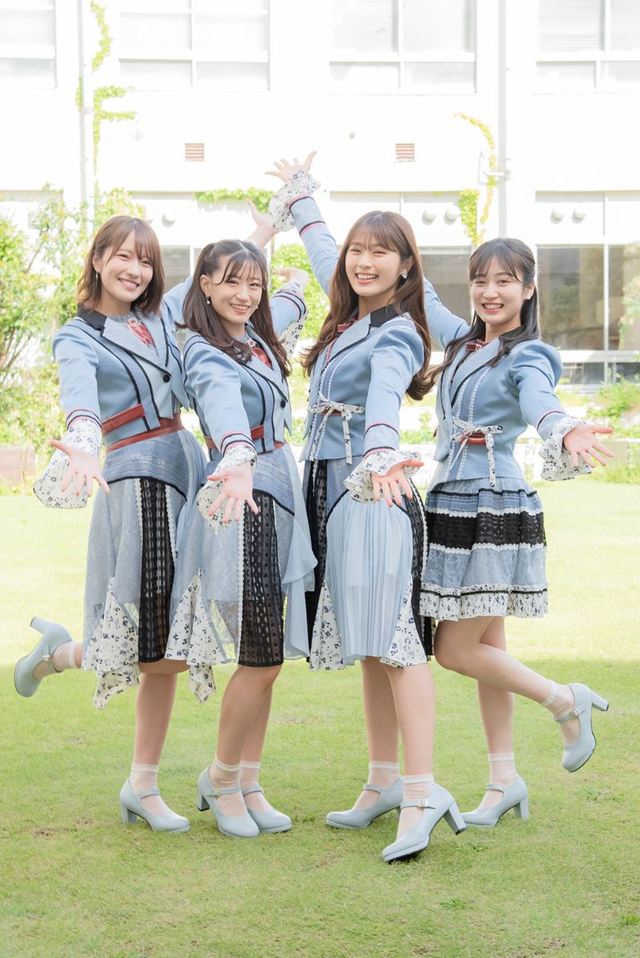 左からNMB48・小嶋花梨、上西怜、渋谷凪咲、川上千尋