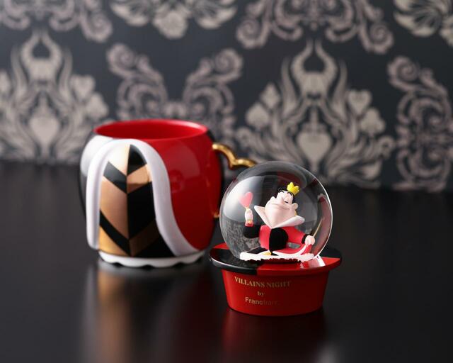 スノードーム＆マグ 4,980円｜ディズニーヴィランズ「VILLAINS NIGHT by Francfranc」