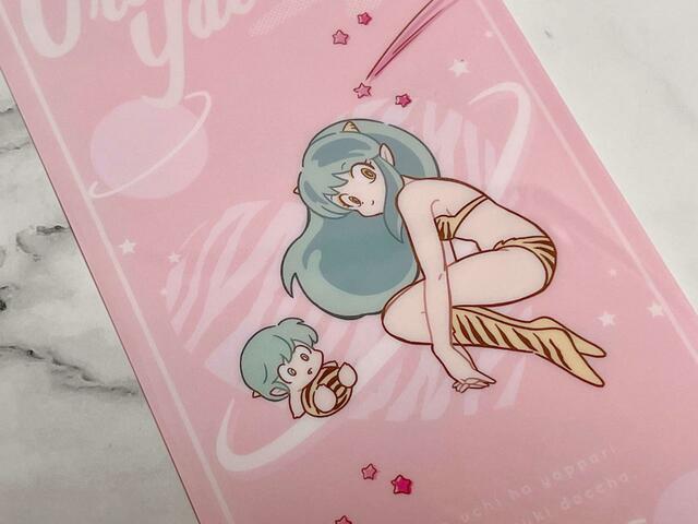 【100円ショップ×うる星やつら】まるで宇宙に浮かんでいるようなラムちゃんとテンちゃんがキュート！