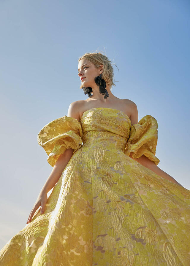 クラウディア｜「K.RANNE-クランネ-」新作ウェディングドレス｜KNE0043_Yellow