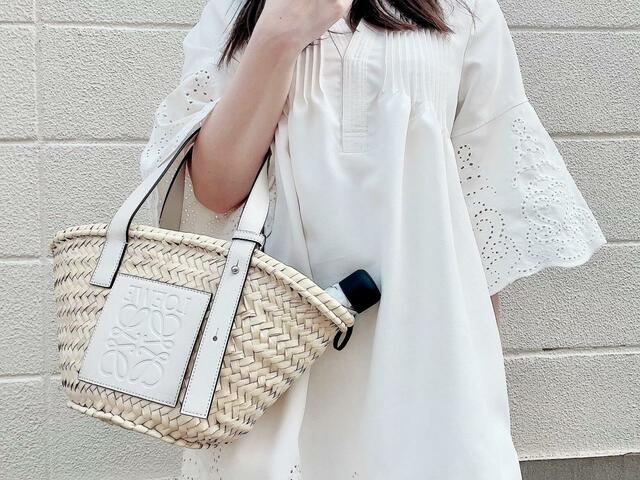 【美白肌モデル辻元 舞プロデュース! SUN DEFENCE 100%遮光日傘BOOK 涼しさアップのWHITE ver.】これからの季節のお出かけの必需品、間違いなし！