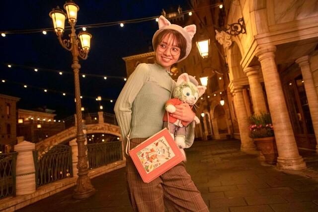 「ダッフィー&フレンズのオータム・ストーリーブック」スペシャルグッズ|販売店舗:東京ディズニーシー「マクダックス・デパートメントストア」|発売日:2023年9月7日(木)