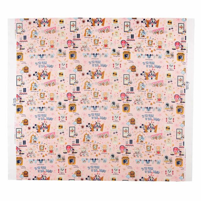 カットクロス 2,000円｜東京ディズニーリゾート内の窓やドアがデザインされたグッズ｜販売店舗：東京ディズニーランド「ホームストア」、東京ディズニーシー「エンポーリオ」｜発売日：2023年10月12日（木）