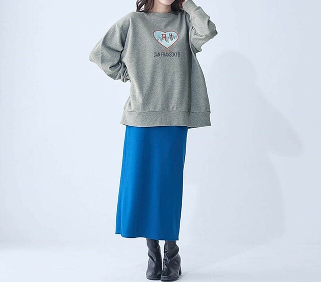 ユニセックス裏毛プルオーバー（選べるキャラクター）｜￥2,990 （税込）