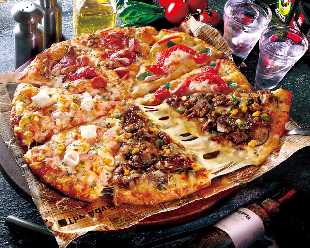 『炭火焼きビーフのよくばりクォーター』