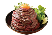 ローストビーフ丼メガ（約200g）1600円｜the 肉丼の店