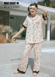 【MARY QUANT×PEACH JOHN】「デイジーレースシャツパジャマ」/襟やポケット部分にはサテンのパイピングを配し、レトロフェミニンな印象をプラス