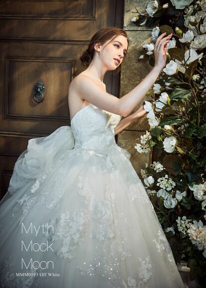 ヒロイン級の美しさ！人気ブランド「新作ウェディングドレス」大人の