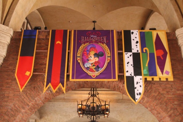 メディテレーニアン・ハーバー ヴィランズデコレーション