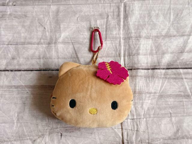 つけるだけでサマームード満点なチャーム！