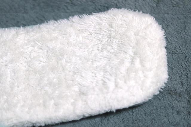 3COINS（スリーコインズ）／おやすみネックウォーマー ¥330（税込）