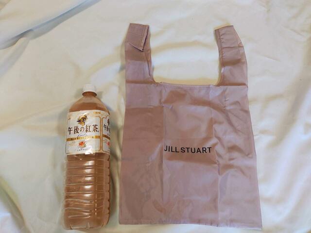 1000ml ペットボトルも入る