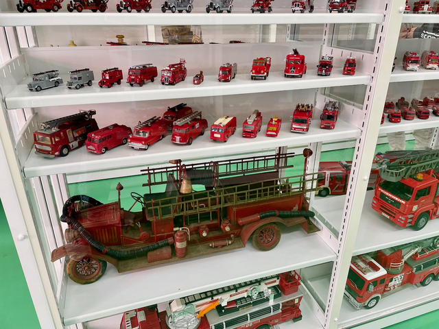 【ユメノバ】ミニカー館にディスプレイされた消防車