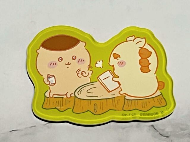 7．くりまんじゅう&シーサー：お酒の資格を取るために奮闘中のシーサー。資格取得済みのくりまんじゅうに勉強を教わっている健気なワンシーン！