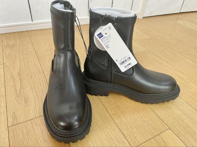 【GU　ウルトラストレッチボリュームソールショートブーツ】ストレッチが効いている！