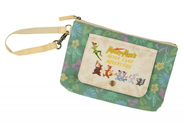 スーベニアおてふきキャリー 対象メニューにプラス1,100円｜ルックアウト・クックアウト｜「ピーターパンのネバーランド」内レストラン｜東京ディズニーシー「ファンタジースプリングス」メニュー