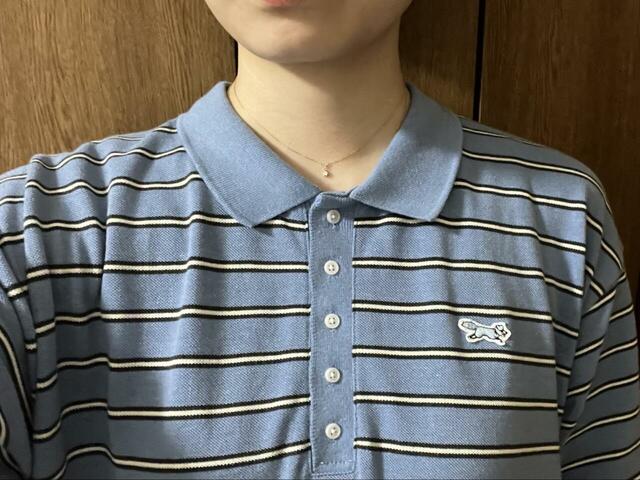 【PENNEYS×coen 別注カノコポロワンピース】少し長めの首元の開きが抜け感を出してくれています♪