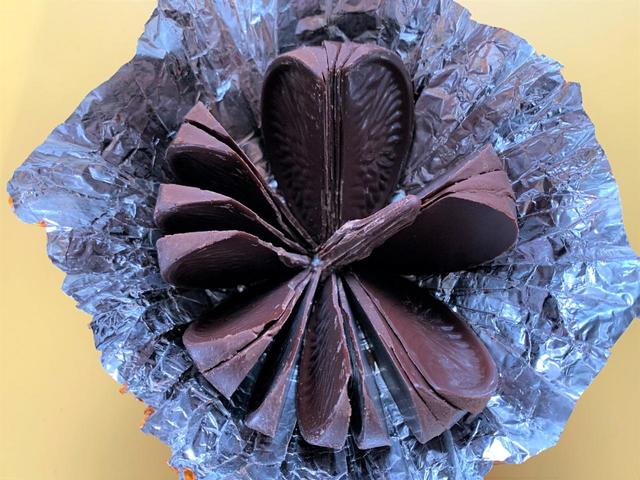 【お菓子ドンキ】「テリーズ チョコレートオレンジダーク」花が咲いたみたい！