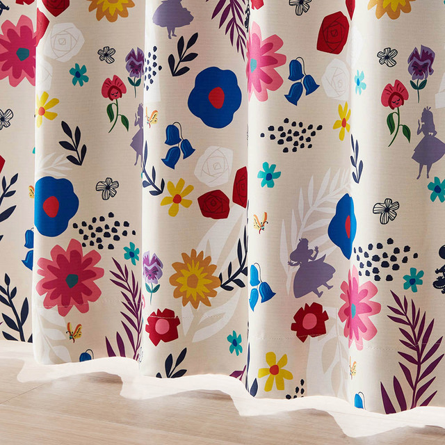 遮光・遮熱カーテン「ふしぎの国のアリス」｜￥8,990～13,400 （税込）