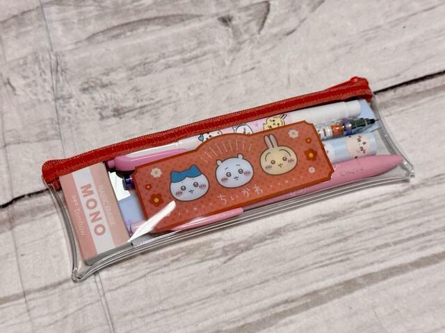 最低限の文房具を入れるのにぴったりなすっきりとしたサイズ感が◎