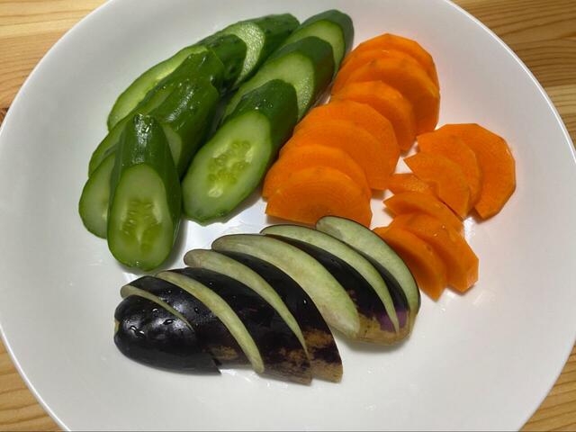 【カルディ 熟成ぬか漬けの素 170g】カットしたら完成!