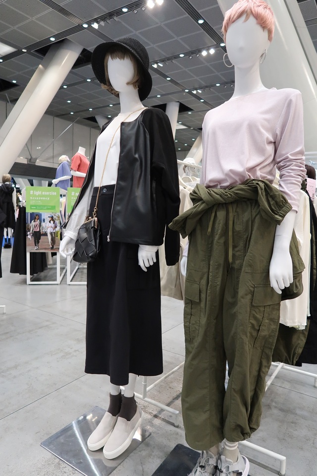 おしゃれなモノトーンコーディネート