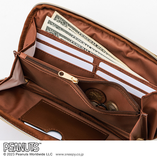 SNOOPY［スヌーピー］タテでもヨコでも持てる！スマホショルダーBROWN　2,640円